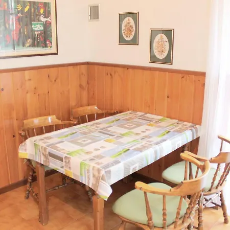 Casa de Férias Sole Del Garda Vi Sette 2 *